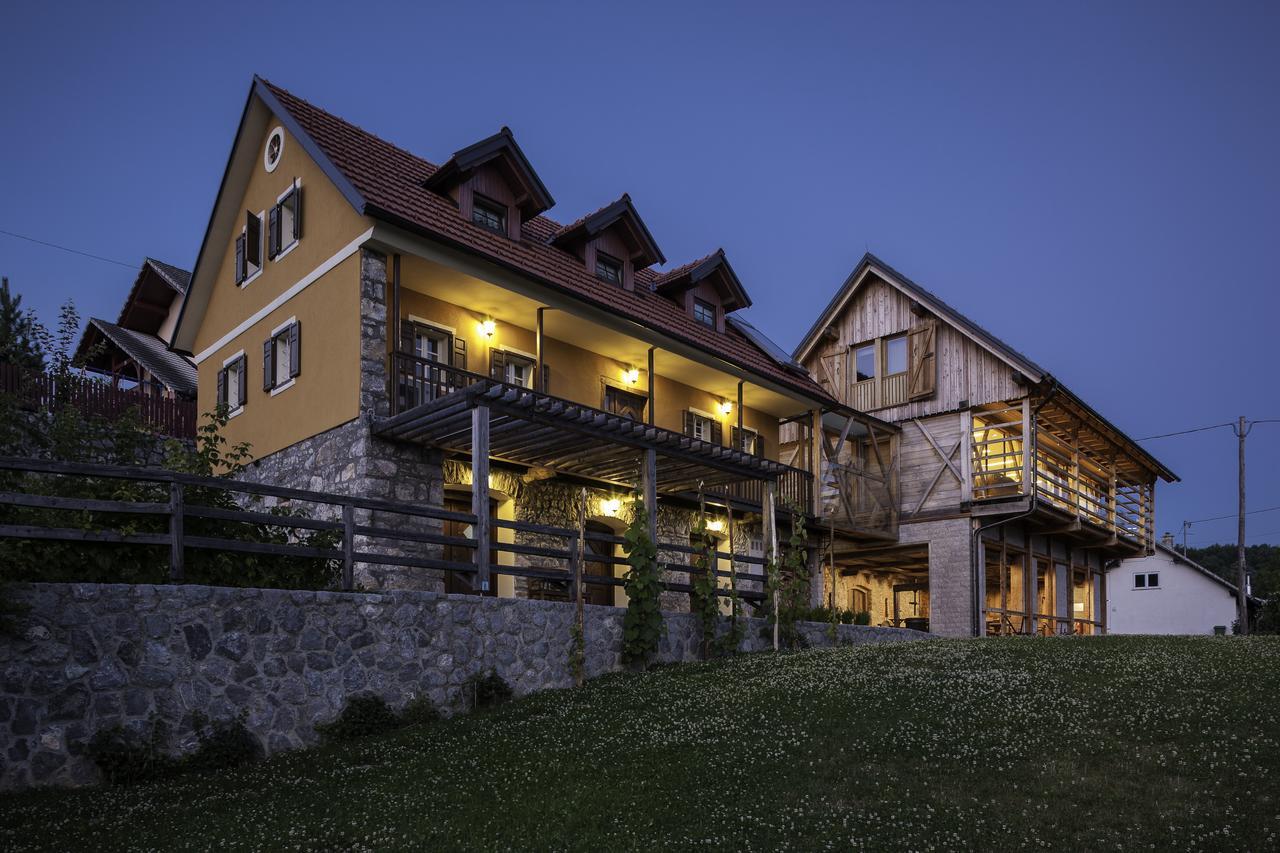 Guest House Kalska Domacija Semic Exterior photo